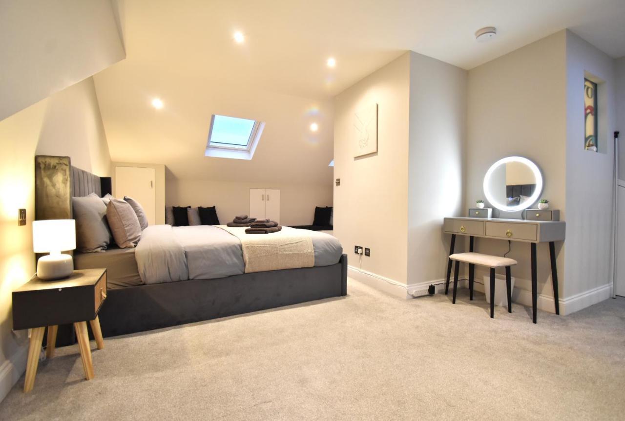 Stunning 3 Bed Apartment London Exterior photo