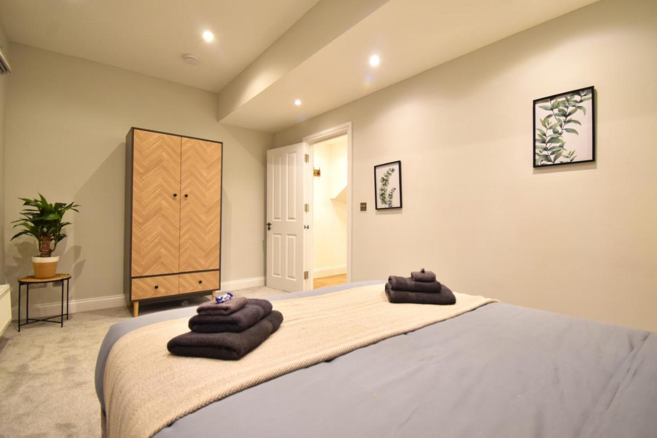 Stunning 3 Bed Apartment London Exterior photo