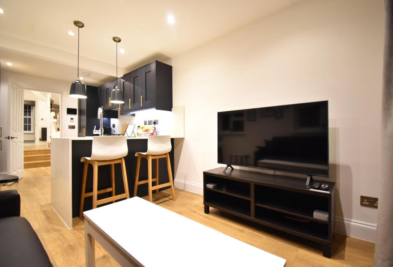 Stunning 3 Bed Apartment London Exterior photo