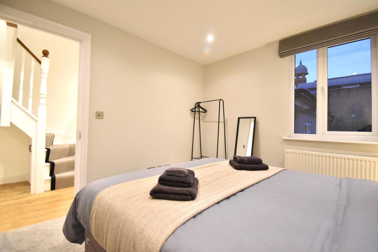 Stunning 3 Bed Apartment London Exterior photo